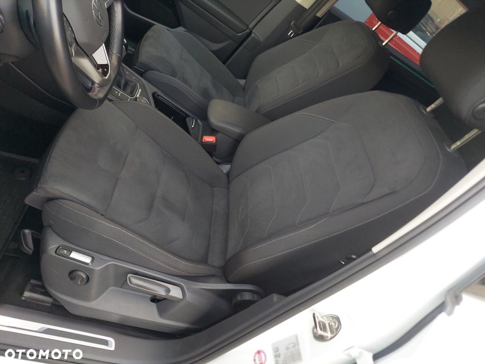 Volkswagen Tiguan - 16