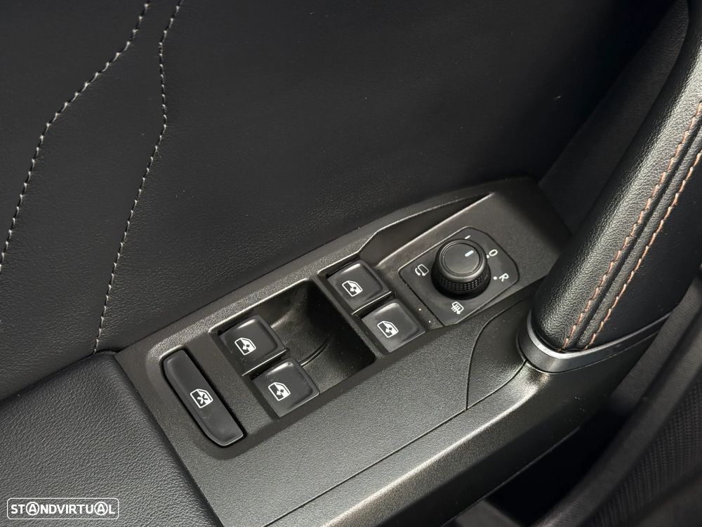 Cupra Leon 1.5 eTSI DSG - 25