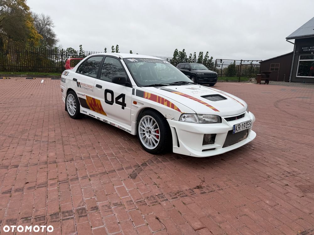 Mitsubishi Lancer Evolution - 4
