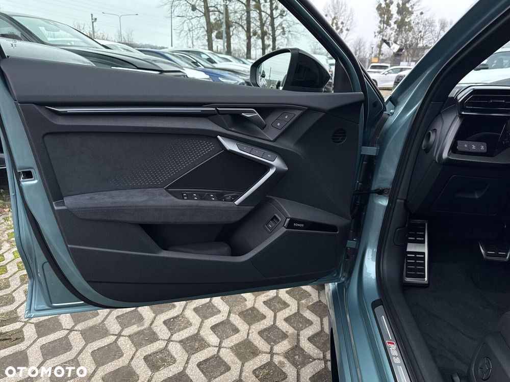 Audi RS3 Sportback TFSI Quattro S tronic - 12