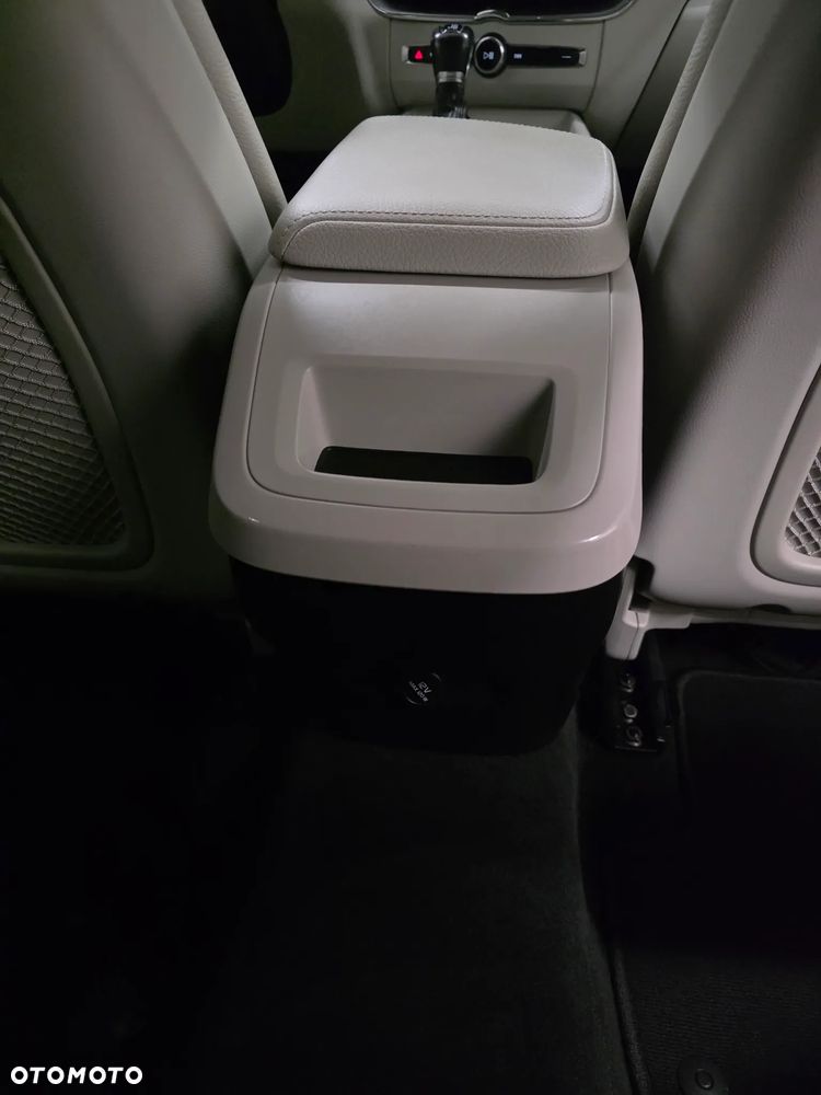 Volvo XC 60 D4 Geartronic Inscription - 22