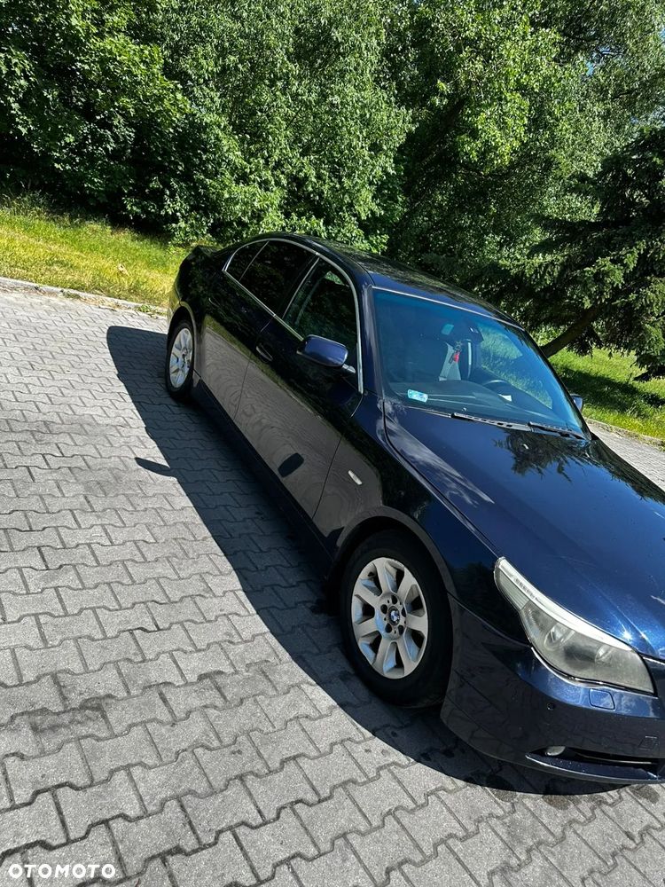 BMW Seria 5 525d - 5