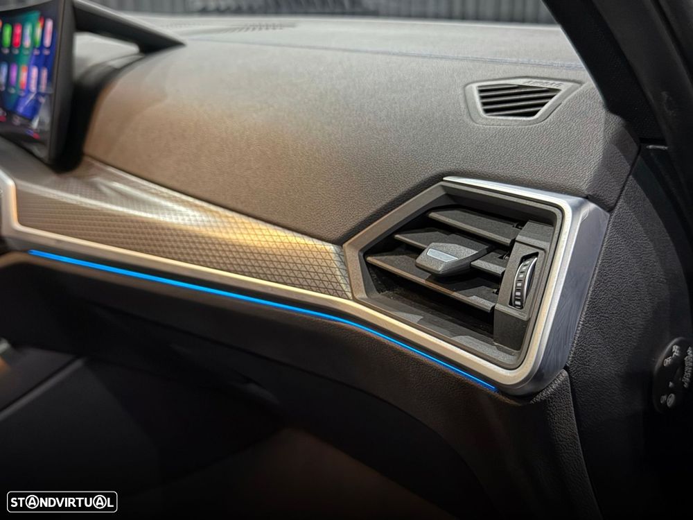 BMW 330 e Touring Pack Desportivo M Pro Auto - 47