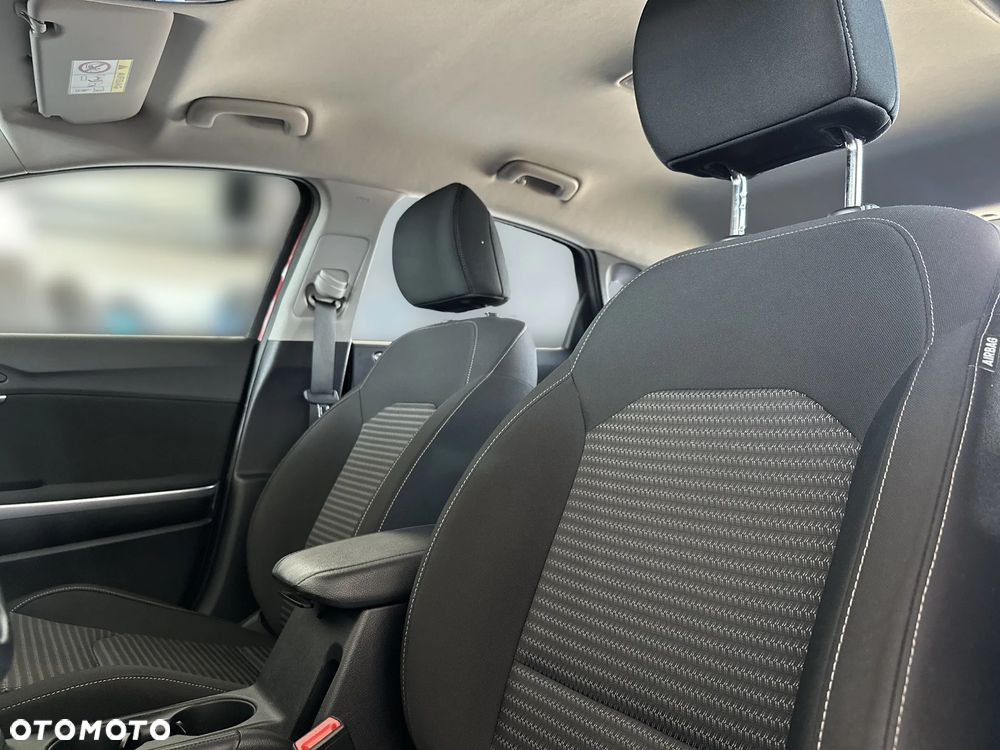 Kia Ceed 1.5 T-GDI M DCT - 17