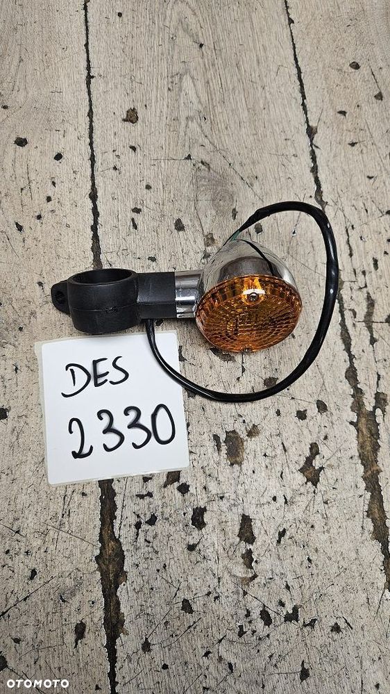 Kierunkowskaz przód mocowanie guma Kawasaki VN800 Vulcan Custom - 1