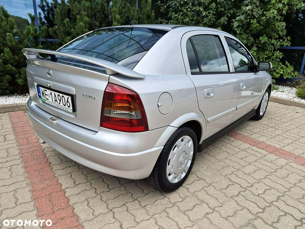 Opel Astra - 17