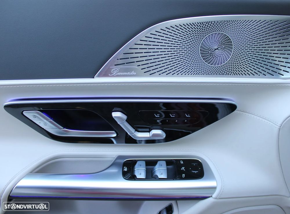 Mercedes-Benz SL 63 AMG 4Matic+ - 29