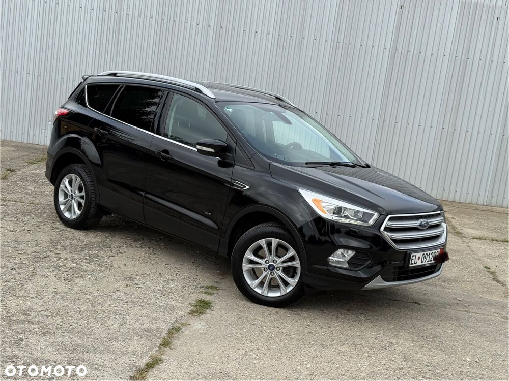 Ford Kuga 2.0 TDCi 4WD Titanium Plus - 36