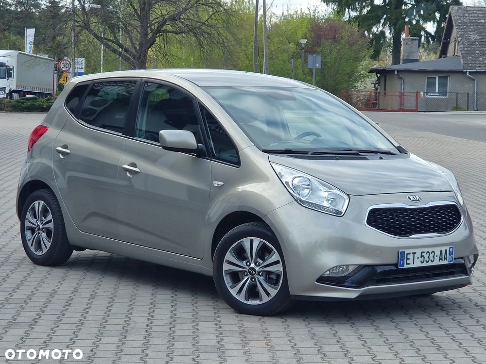 Kia Venga - 17