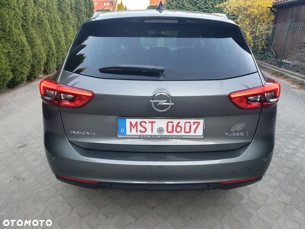 Opel Insignia 2.0 CDTI ecoFLEX Start/Stop Business Innovation - 11