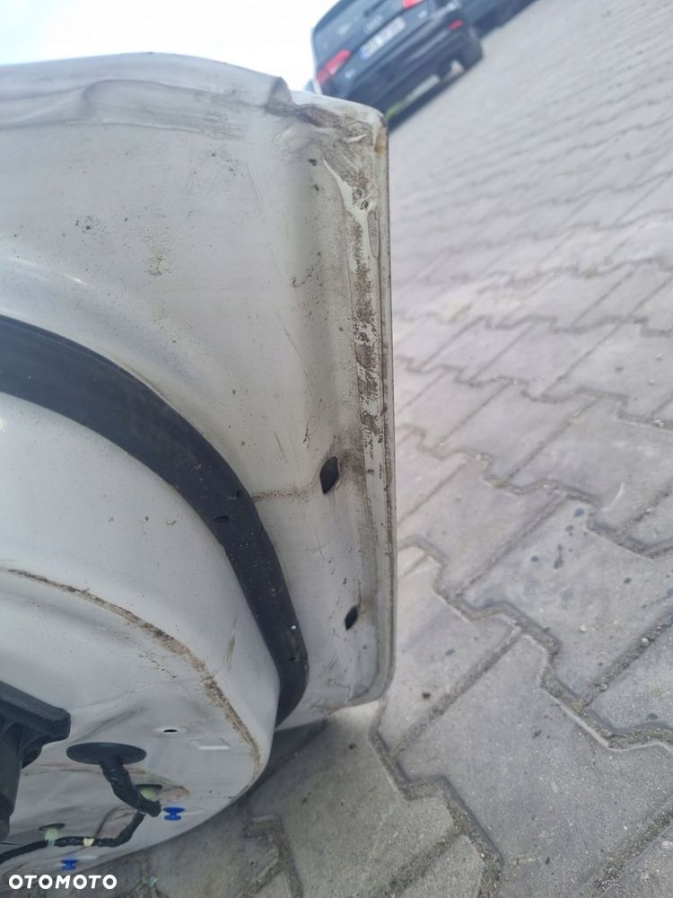 Drzwi lewe tylne Opel Astra J Lift kombi Y40R - 5