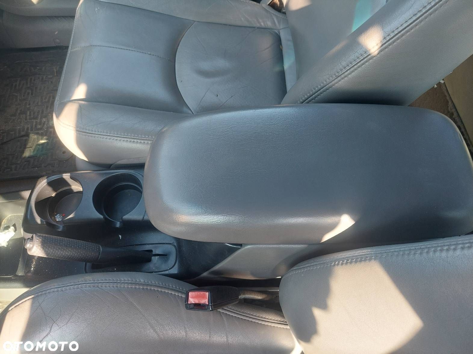 TUNEL ŚRODKOWY PODŁOKIETNIK MAZDA TRIBUTE PRZEDLIFT - 1