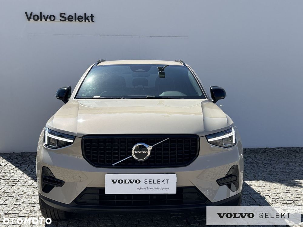 Volvo XC 40 - 3