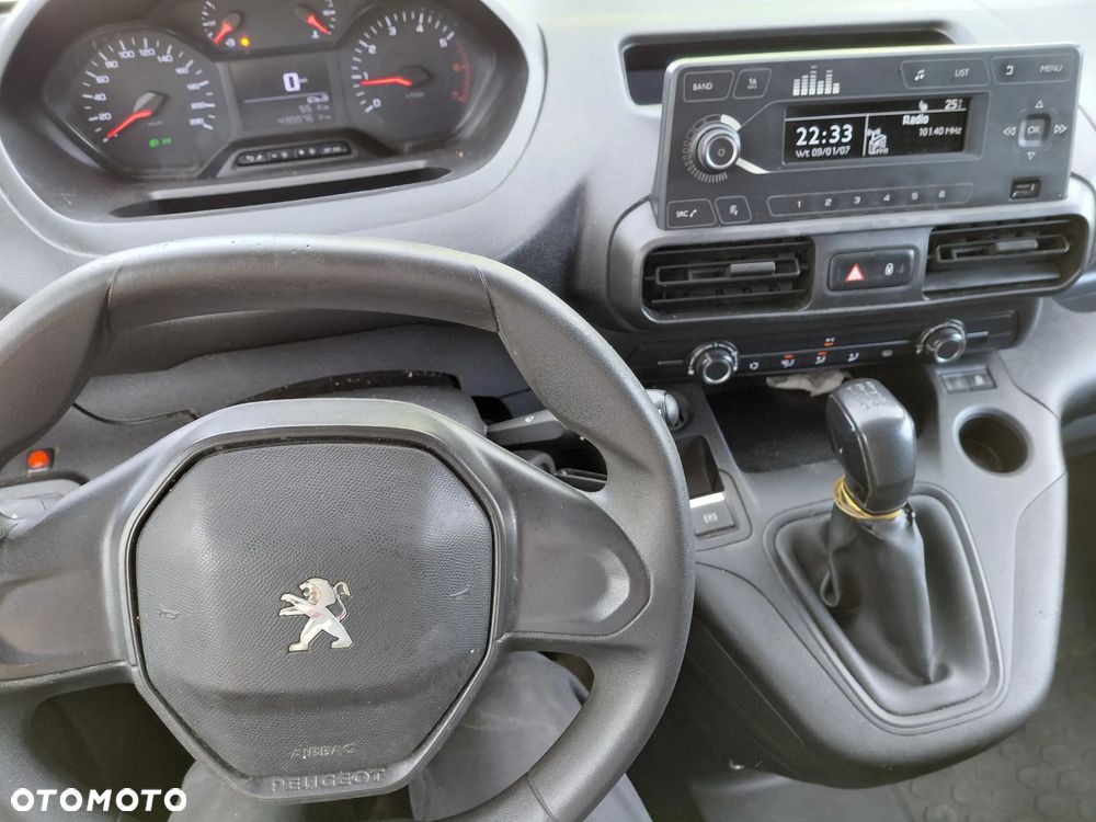 Peugeot Partner - 10