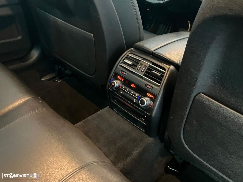 BMW 740 d xDrive - 12