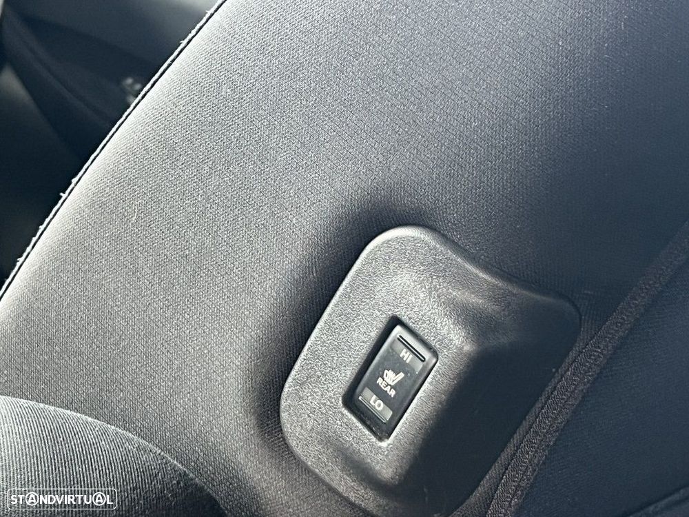 Nissan Leaf N-Connecta Two Tone - 25