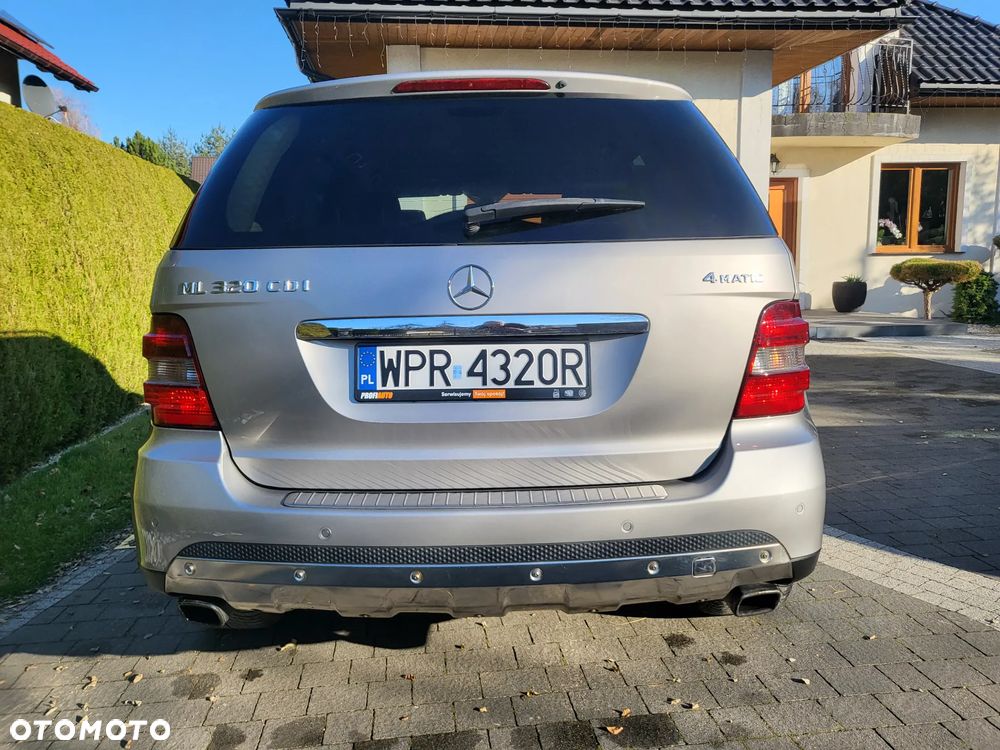 Mercedes-Benz ML - 18