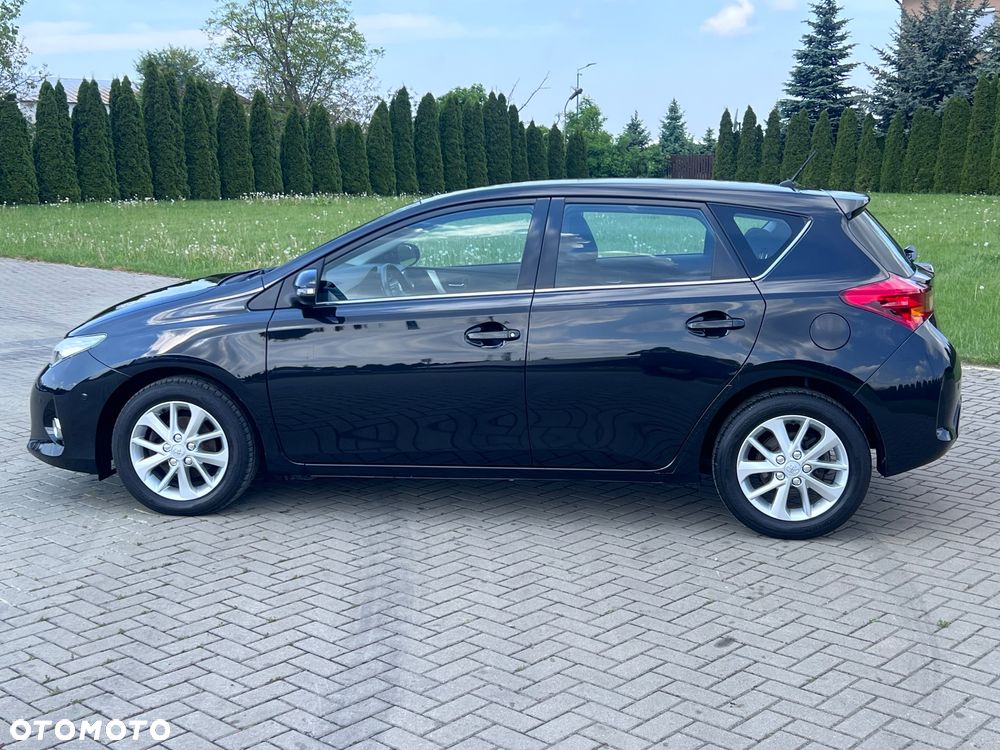 Toyota Auris 1.6 Valvematic Comfort - 10