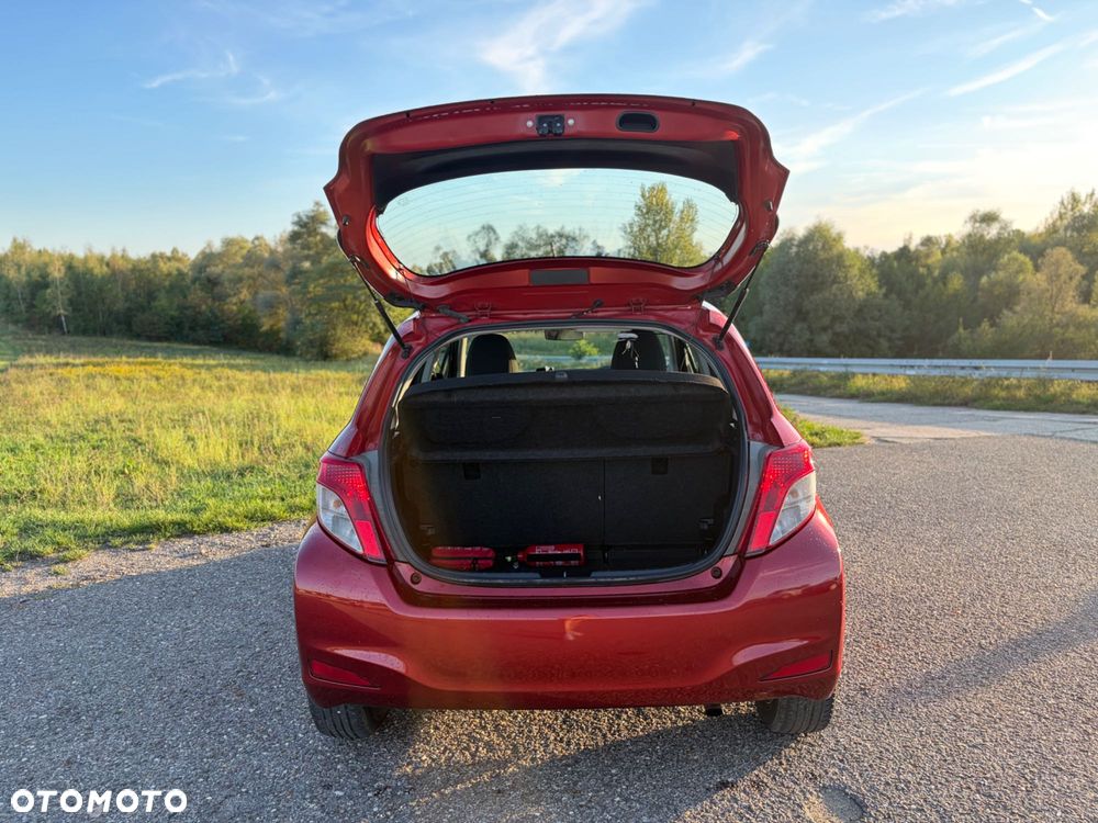 Toyota Yaris 2011 photo 5