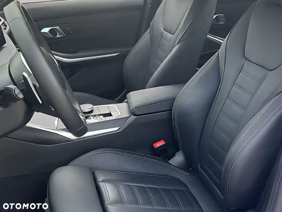 BMW Seria 3 320d xDrive mHEV M Sport - 9