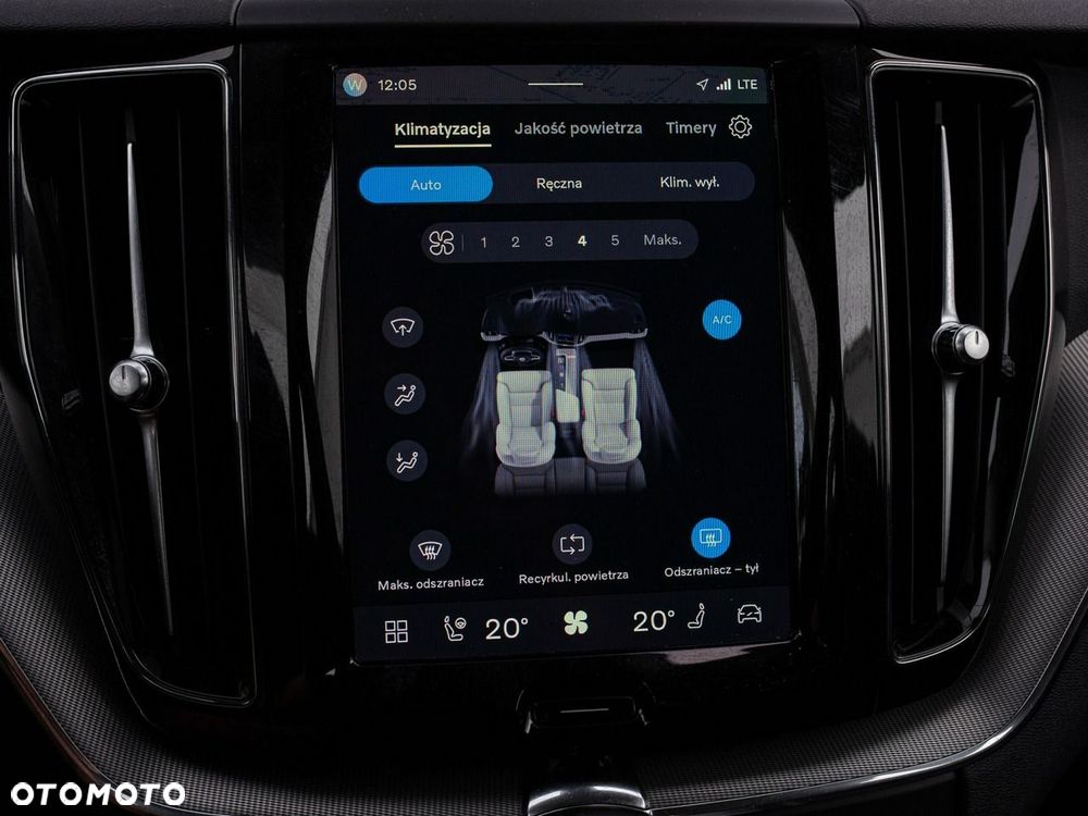 Volvo XC 60 B5 B AWD Plus Dark - 19