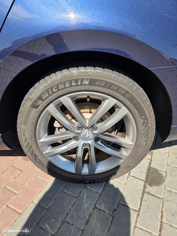 VW Passat 1.6 TDI BlueMotion - 31