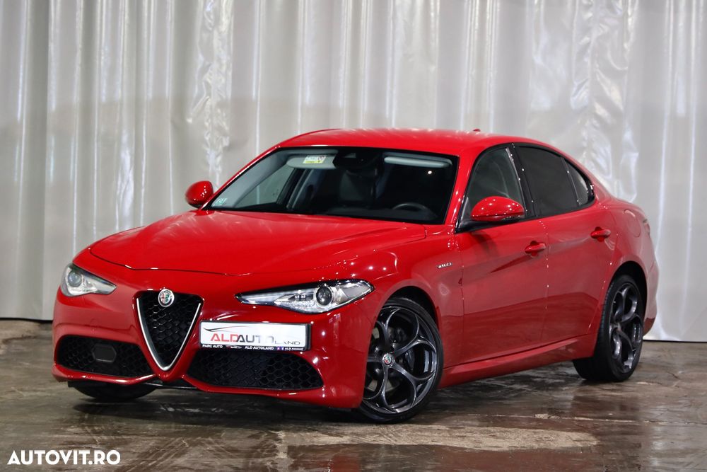 Alfa Romeo Giulia 2.2 AT8-Q4 Veloce - 1