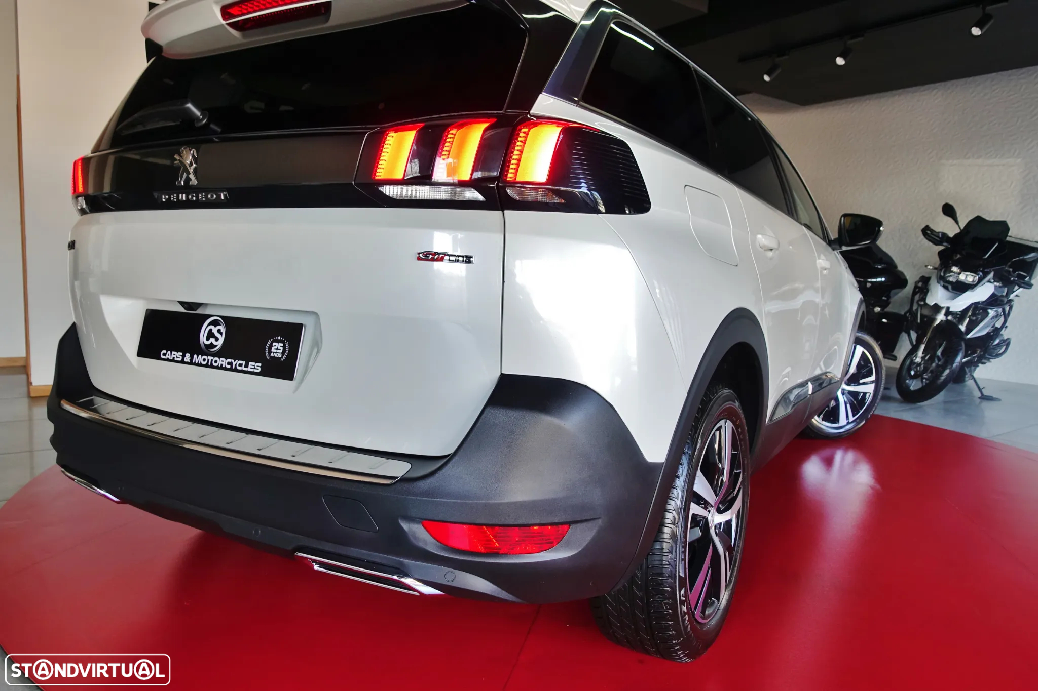 Peugeot 5008 1.6 BlueHDi GT Line EAT6 - 22