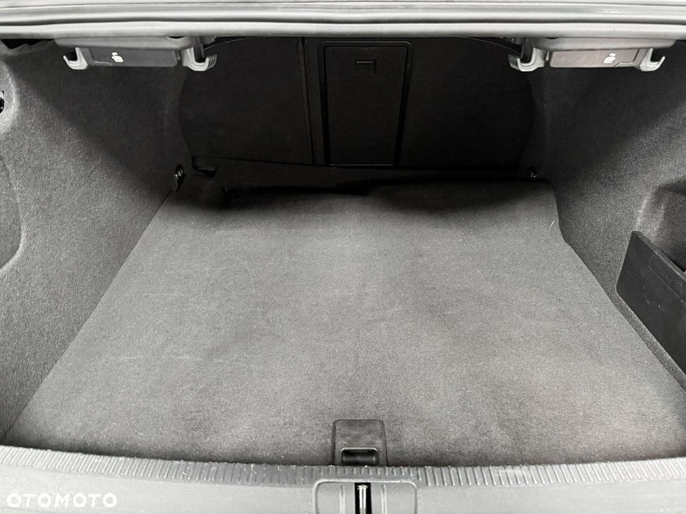 Volkswagen CC 2.0 TSI - 30