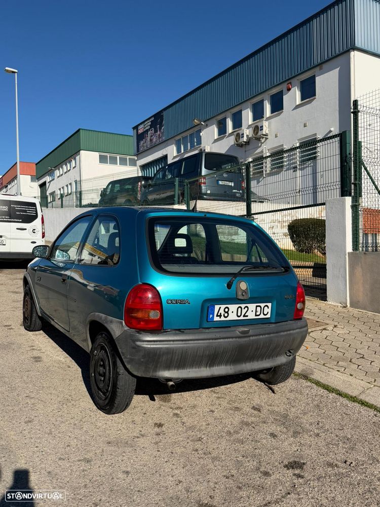 Opel Corsa 1.2 Swing - 2