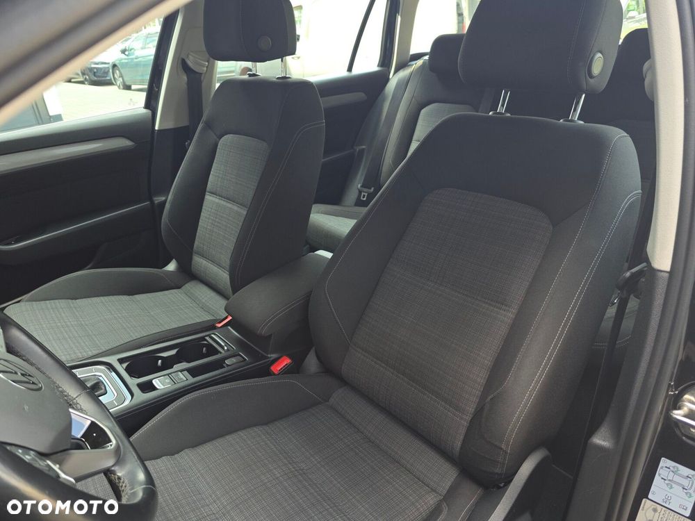 Volkswagen Passat Variant 1.5 TSI EVO Business DSG - 12