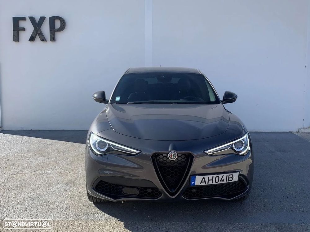 Alfa Romeo Stelvio 2.0 T Veloce TI Q4 AT8 - 3