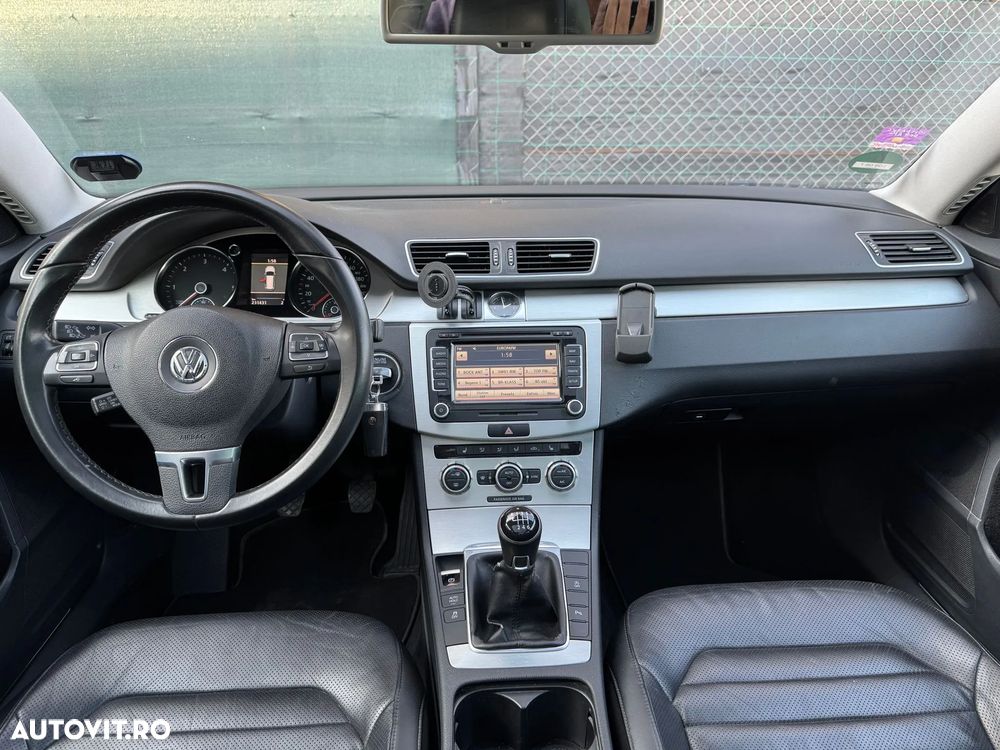 Volkswagen Passat 2.0 TDI BlueMotion Technology Highline - 10