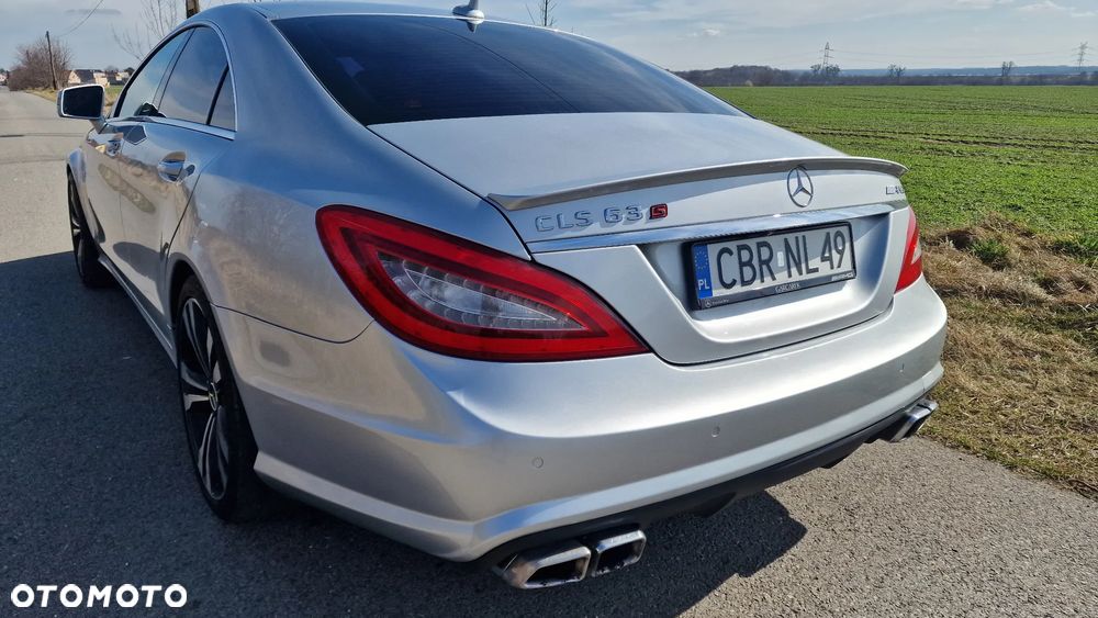 Mercedes-Benz CLS 63 AMG S 4-Matic - 4