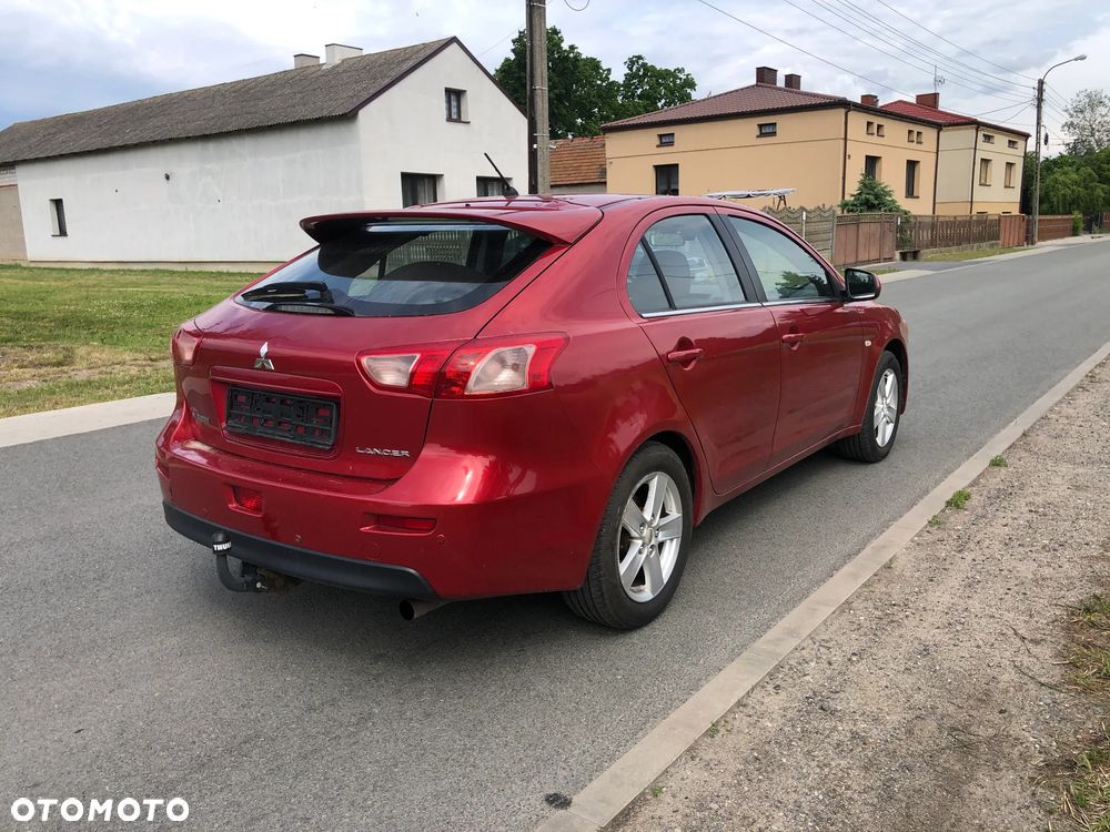 Mitsubishi Lancer 2.0 DI-D Intense - 3