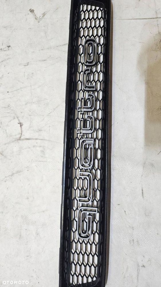 KRATKA ZDERZAKA AUDI RS6 C7 QUATTRO 4G0853667A - 3