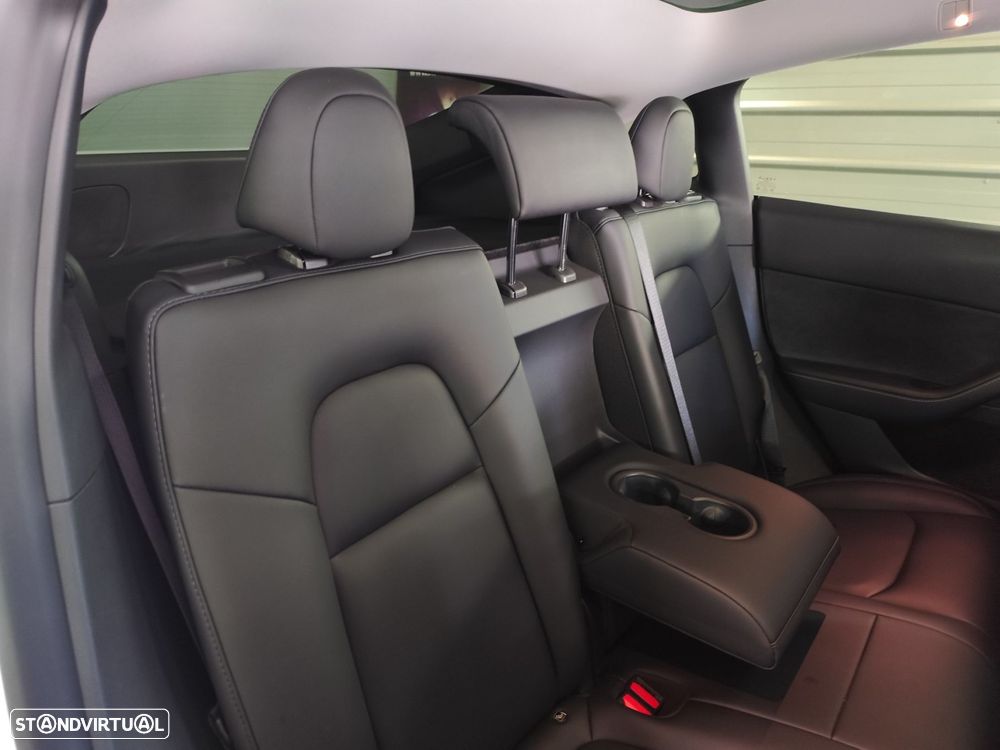 Tesla Model Y RWD - 26