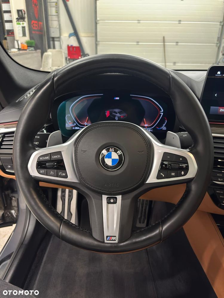 BMW Seria 5 540d xDrive - 8