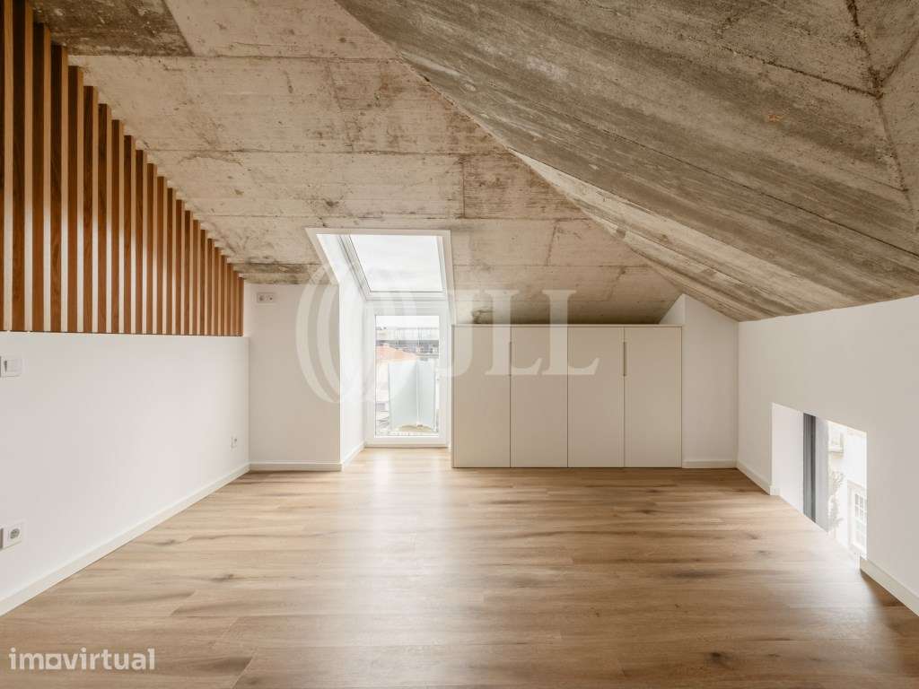 Apartamento T1 duplex, vista mar, na Foz Velha, Porto - Grande imagem: 3/17