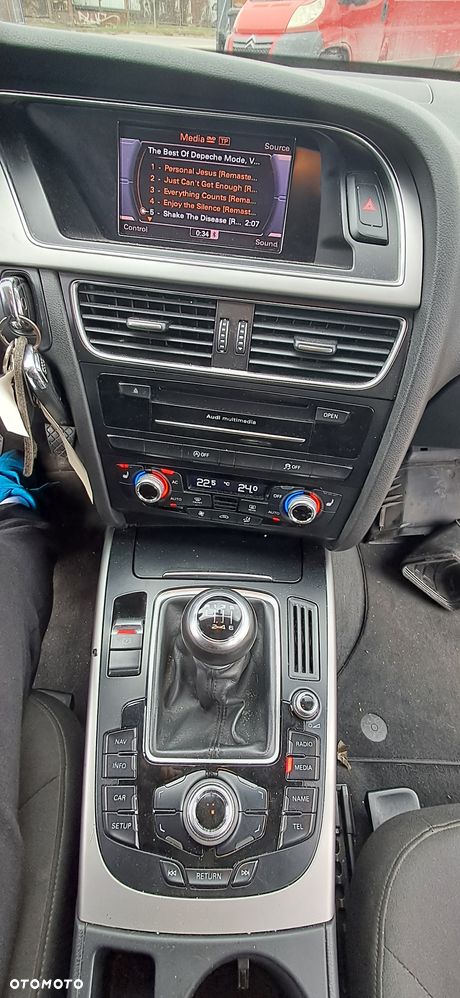 Audi A4 Limousine 1.8 TFSI Attraction - 24