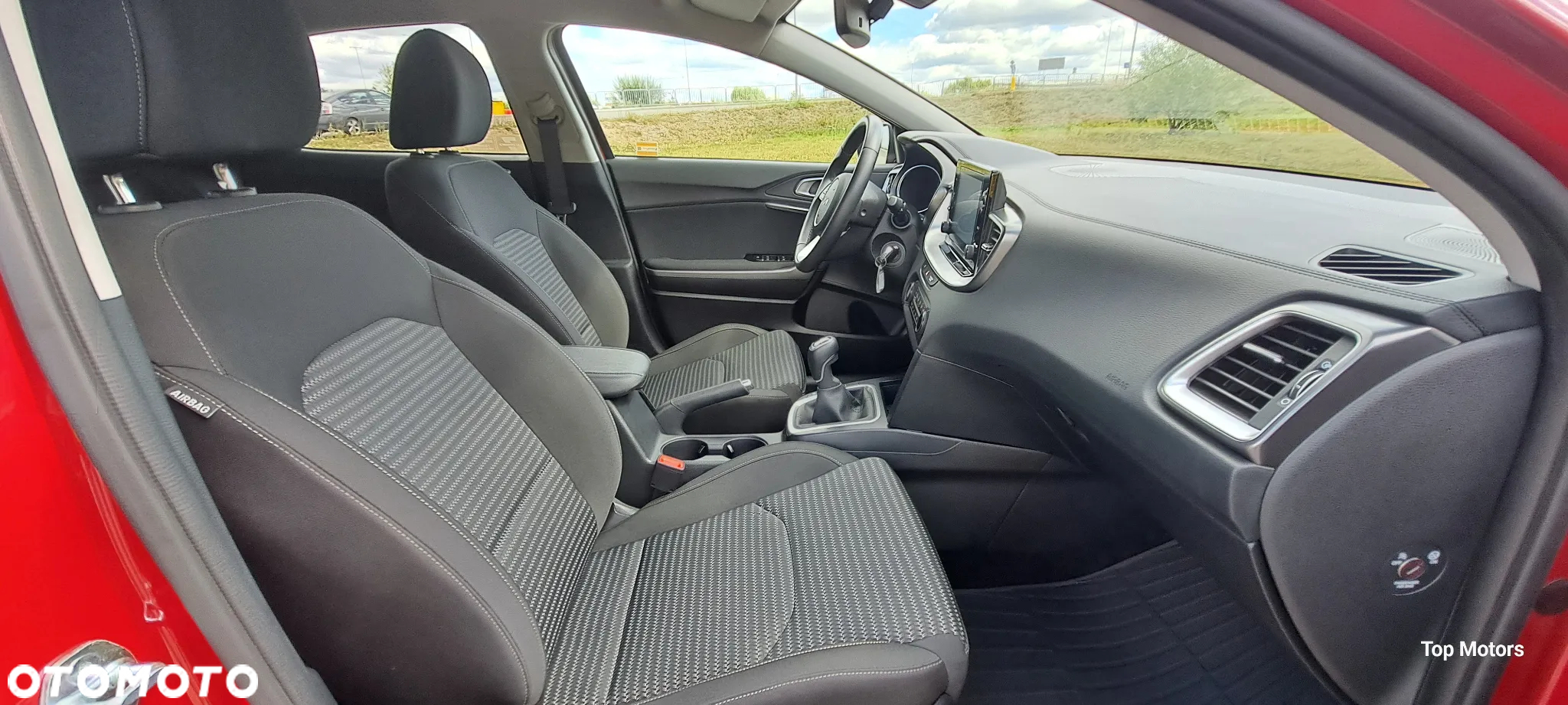 Kia XCeed 1.5 T-GDI M DCT - 33