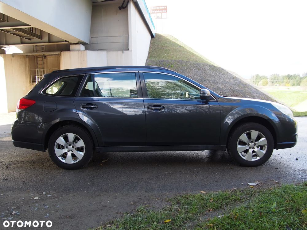 Subaru Outback 2.5i Lineartronic Active - 6