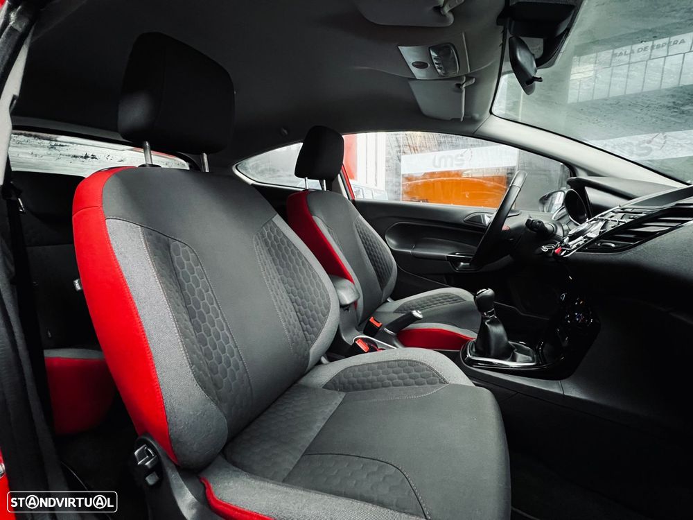 Ford Fiesta 1.0 T EcoBoost STLine - 11