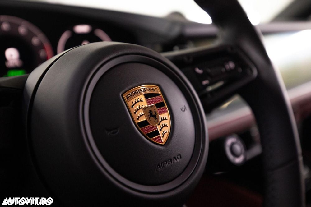 Porsche Cayenne Coupe - 26