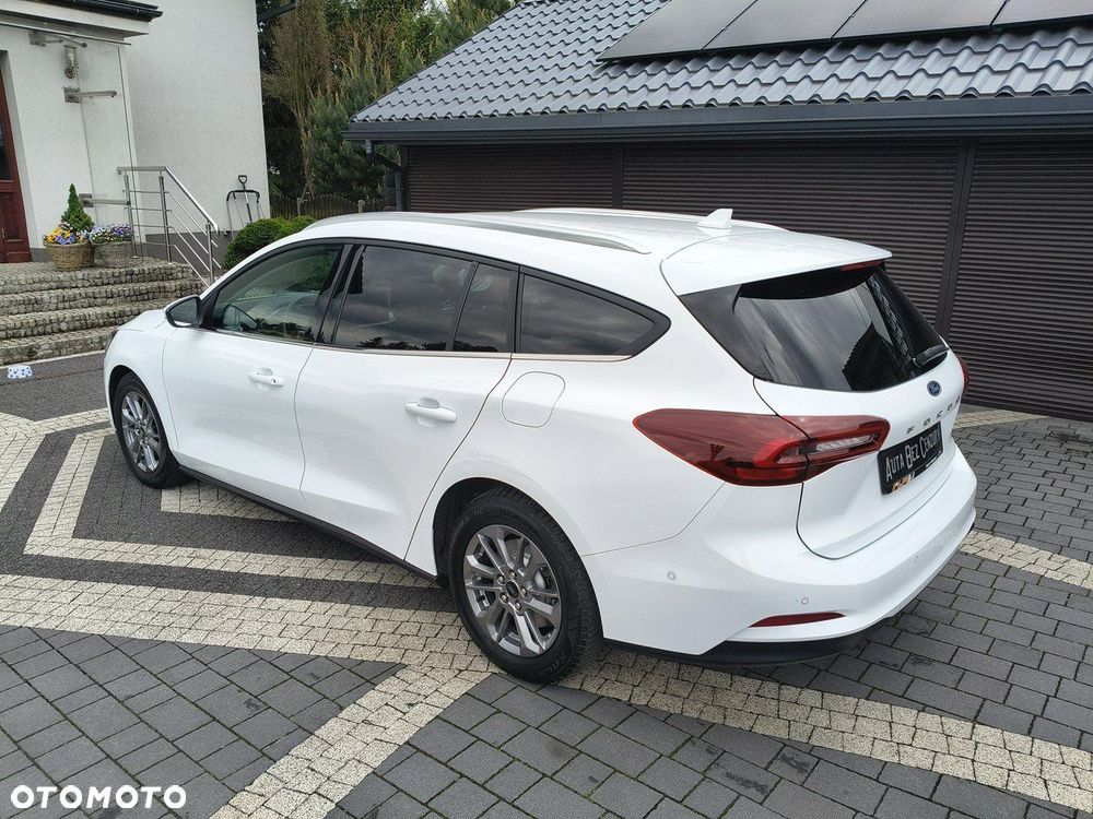 Ford Focus - 30