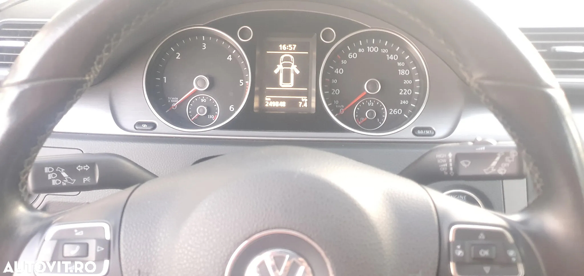 Volkswagen Passat Variant 2.0 Blue TDI SCR Business Edition - 11