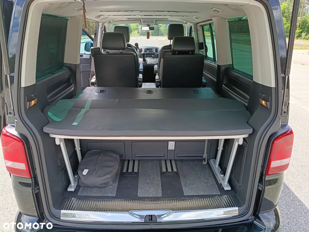 Volkswagen Multivan - 17