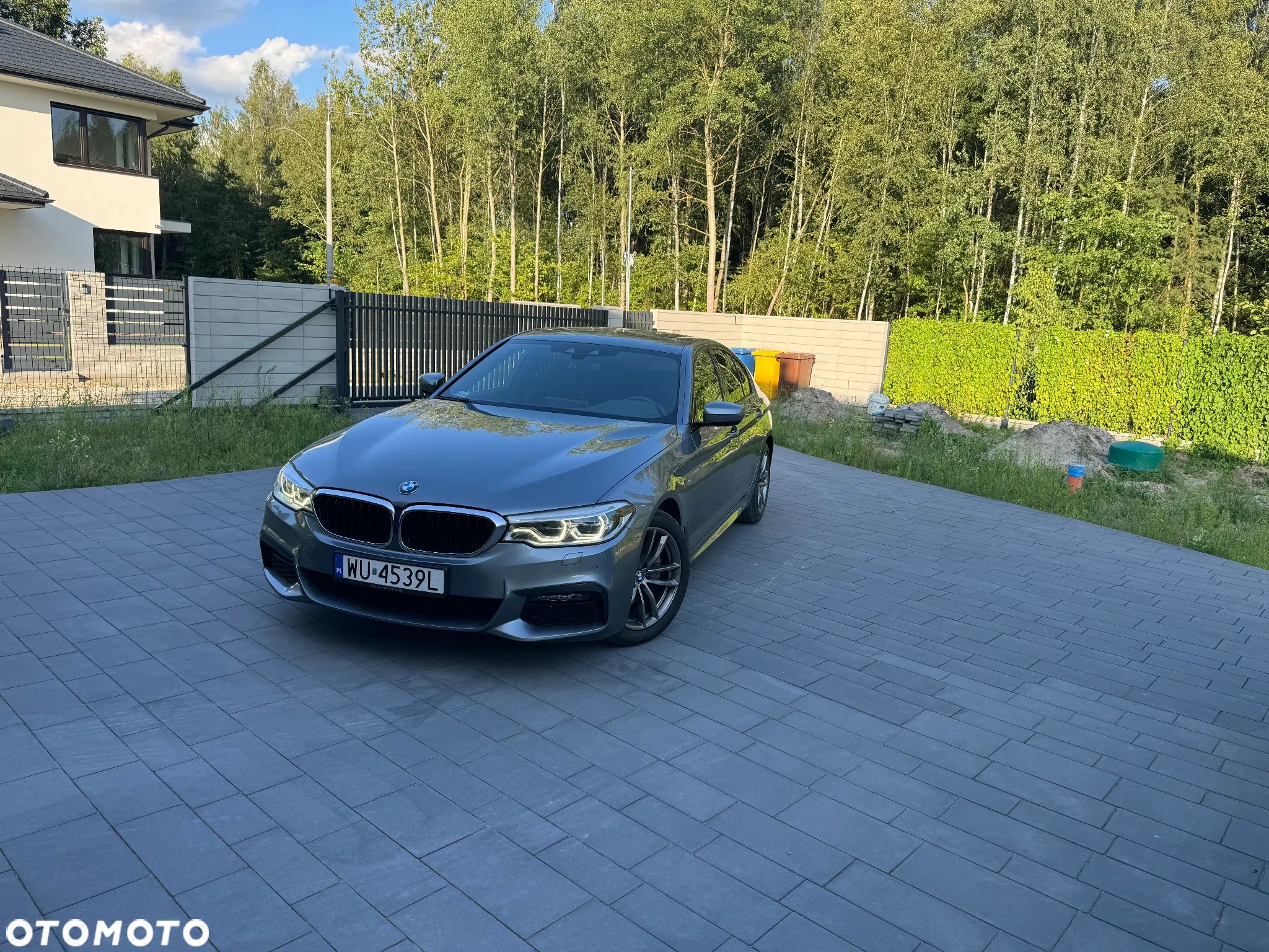 BMW Seria 5 520d xDrive - 1
