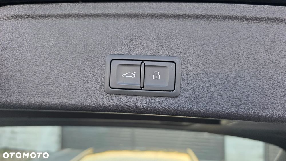 Audi A4 Avant 40 TDI S tronic sport - 25
