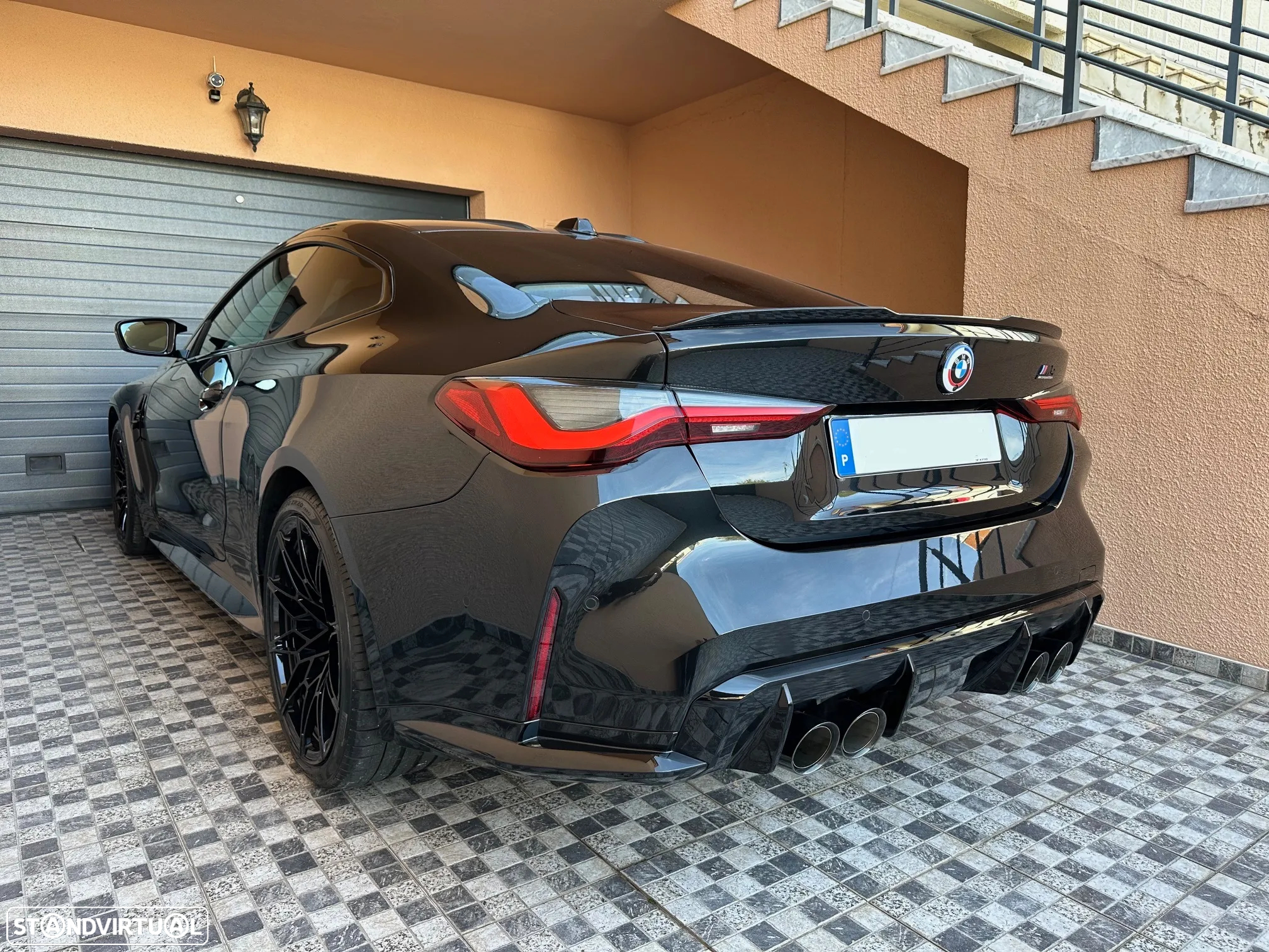 BMW M4 Competition - 4